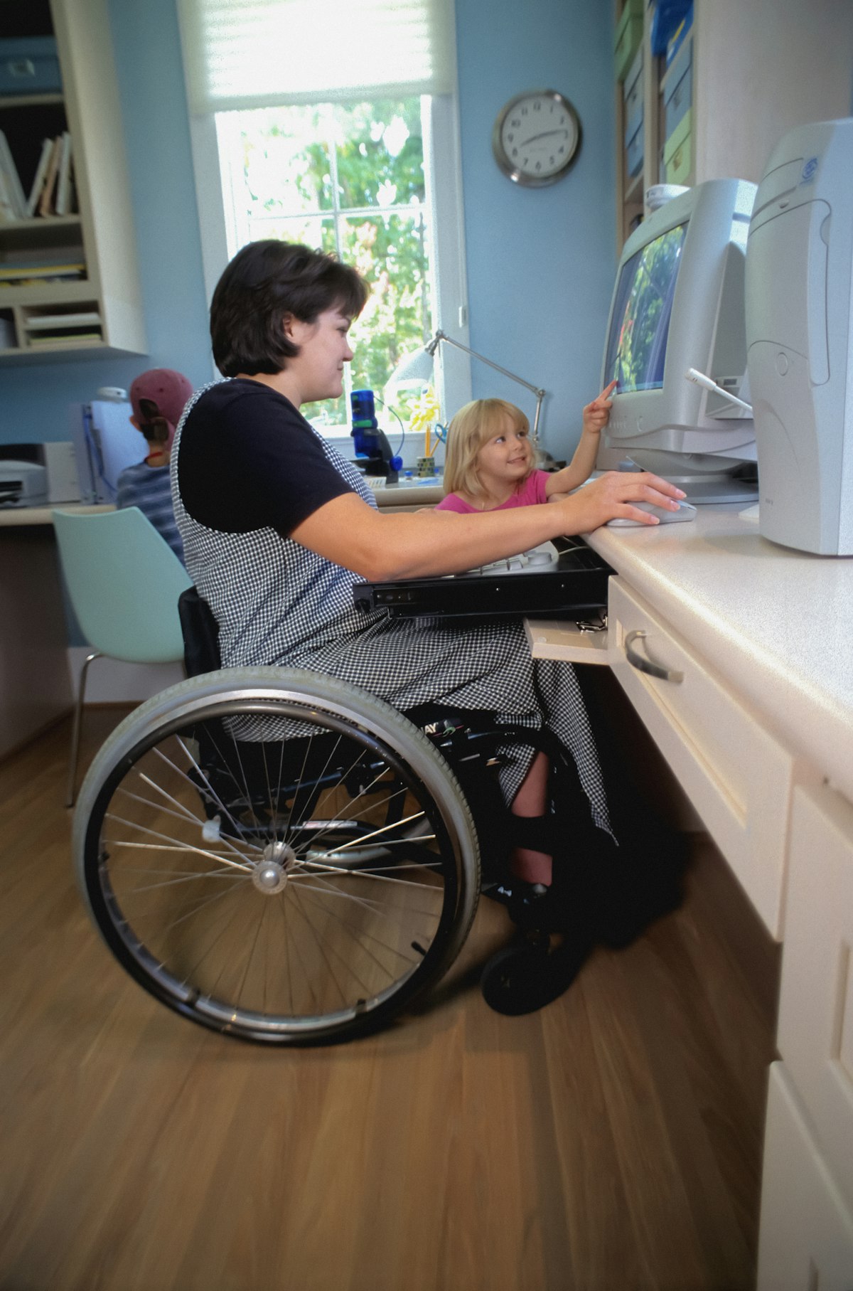 Person using assistive technology to browse the web